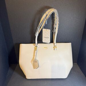 Elegant Lovevook White/Cream Tote Bag [Item 0290]